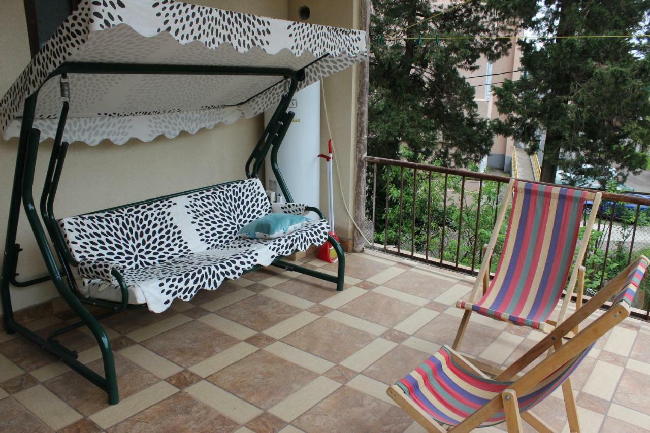 Giorgi'S Homestay Κουτάισι Εξωτερικό φωτογραφία