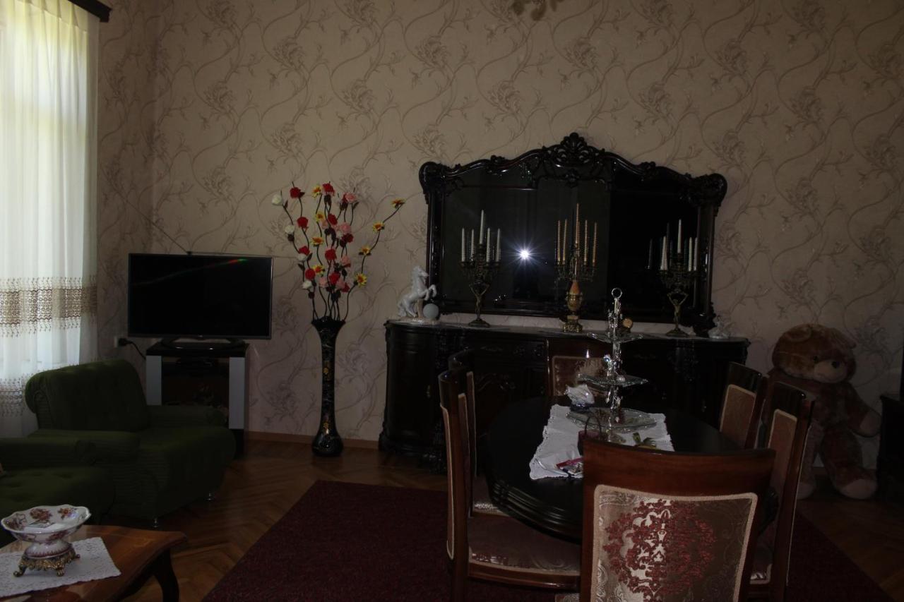 Giorgi'S Homestay Κουτάισι Εξωτερικό φωτογραφία